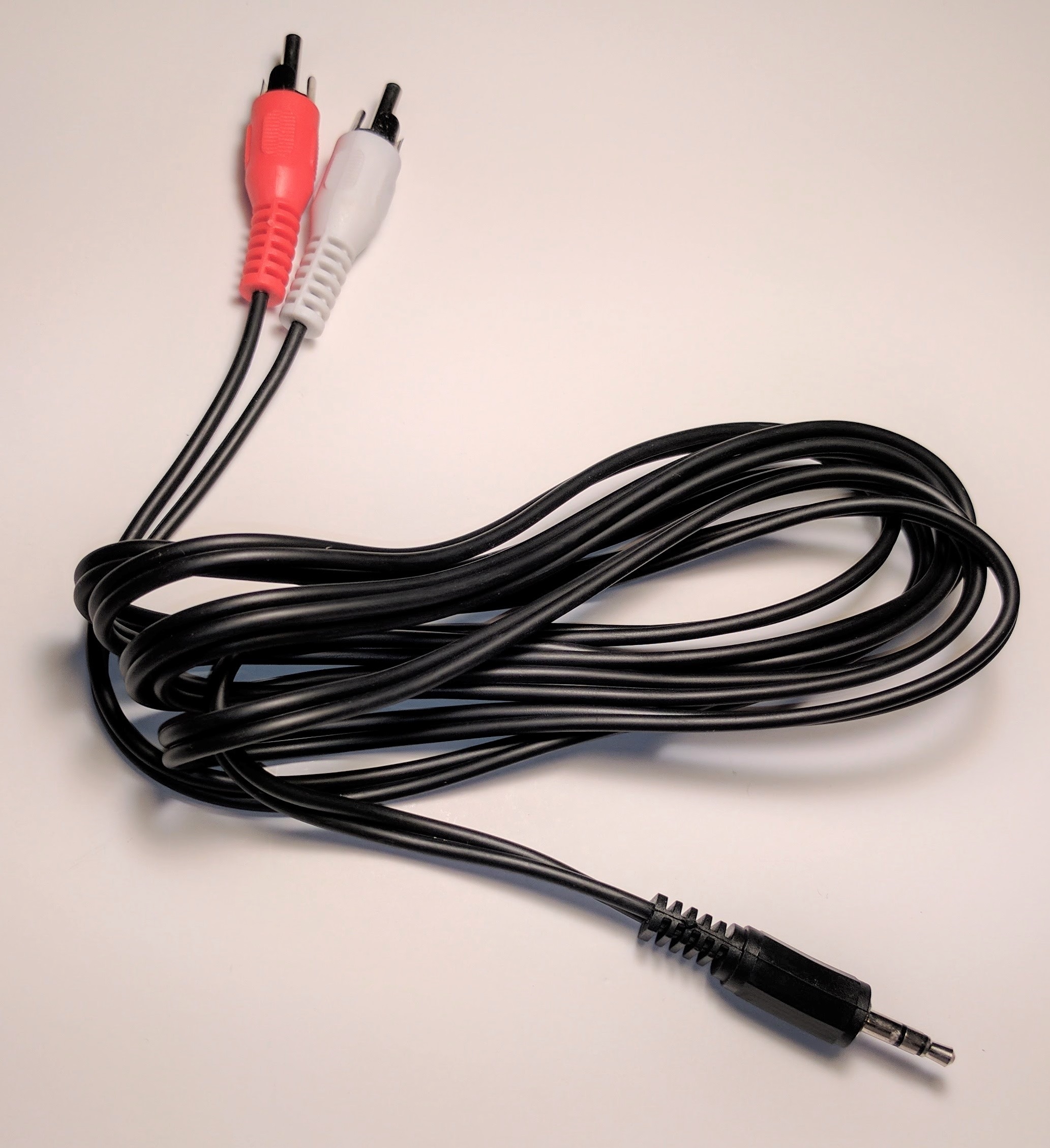 Audio Plug Adapter 3.5mm to RCA Plug